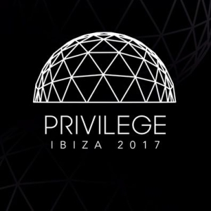 Blandade Artister - PrivilegeIbiza 2017 in the group CD / Dans/Techno at Bengans Skivbutik AB (2538995)