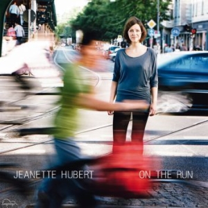 Hubert Jeanette - On The Run in the group CD / Pop at Bengans Skivbutik AB (3208079)