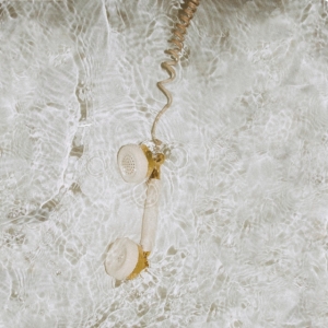 Fade - Fall In Love in the group CD / Pop-Rock at Bengans Skivbutik AB (3307653)