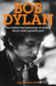 Sean Egan - Mammoth Book Of Bob Dylan in the group CDON - Exporterade Artiklar_Manuellt / Böcker_CDON_Exporterade at Bengans Skivbutik AB (3308193)