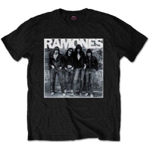 Ramones - Ramones 1st Album T-shirt in the group CDON - Exporterade Artiklar_Manuellt / T-shirts_CDON_Exporterade at Bengans Skivbutik AB (3377864r)