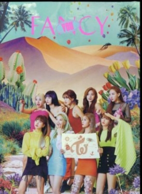 Twice - Fancy You (7Th Album) [import] random cover in the group CD at Bengans Skivbutik AB (3732398)