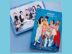 Itzy - Album IT'z ICY (Random Ver.) i gruppen Minishops / K-Pop Minishops / Itzy hos Bengans Skivbutik AB (3759761)