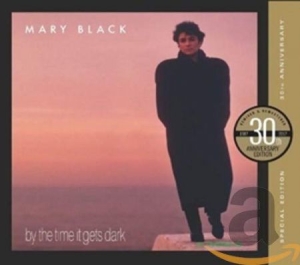 Mary Black - By The Time It Gets Dark in the group CD / Elektroniskt,Svensk Folkmusik,World Music at Bengans Skivbutik AB (3839110)