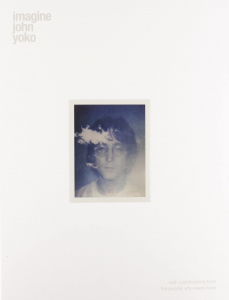 Yoko - Imagine John in the group OUR PICKS / Recommended Music Books at Bengans Skivbutik AB (4287543)