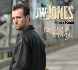 Jw-Jones Blues Band - Kissing In 29 Days in the group CD / Jazz at Bengans Skivbutik AB (4295281)