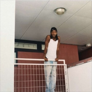 Bakar - Halo in the group OTHER / Övrigt /  at Bengans Skivbutik AB (4297667)