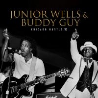 Junior Wells - Chicago Hustle '82 in the group OUR PICKS / Friday Releases / Friday the 1st of Mars 2024 at Bengans Skivbutik AB (5517375)