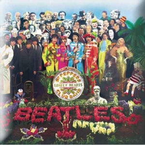 The Beatles - Sgt Pepper Album Pin Badge in the group MERCHANDISE / Merch / Pop-Rock at Bengans Skivbutik AB (5537413)