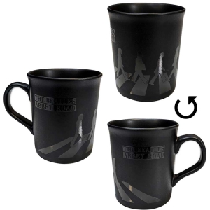 The Beatles - Abbey Road Crossing Matte Bl Unboxed M in the group MERCHANDISE / Merch / Pop-Rock at Bengans Skivbutik AB (5538806)