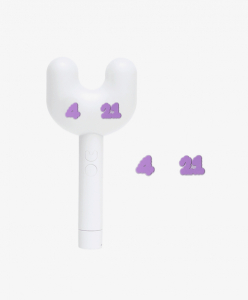 NewJeans - Birthday Light Stick Parts (Hyein) in the group MERCHANDISE / Merch / K-Pop at Bengans Skivbutik AB (5539632)