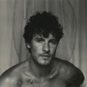 Shawn Mendes - Shawn in the group OUR PICKS / Friday Releases / Friday the 15th of november 2024 at Bengans Skivbutik AB (5561289)