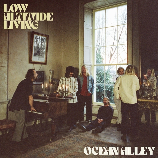 Ocean Alley - Low Altitude Living in the group CD / Bestsellers at Bengans Skivbutik AB (5564840)