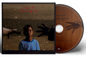 Michael Kiwanuka - Small Changes (Cd) in the group OUR PICKS / Friday Releases / Friday the 22th of november at Bengans Skivbutik AB (5565684)