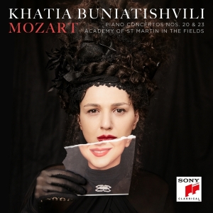 Buniatishvili Khatia - Mozart: Piano Concertos Nos. 20 & 23 in the group OUR PICKS / Friday Releases / Friday the 25th october 2024 at Bengans Skivbutik AB (5568059)