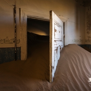 Alexi Tuomarila - Departing The Wasteland in the group OTHER / Övrigt /  at Bengans Skivbutik AB (5568790)