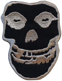 Misfits - Patch Inverted Silver Skull (8,7 X in the group MERCHANDISE / Patch / Pop-Rock at Bengans Skivbutik AB (5577580)