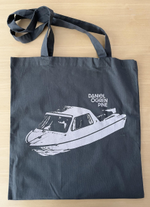 Daniel Ögren - Daniel Ögren Pine Dark Green Tote Bag in the group MERCHANDISE / Merch / Pop-Rock at Bengans Skivbutik AB (5590605)