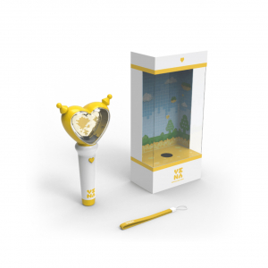 Yena - Official Light Stick in the group MERCHANDISE / Merch / Kommande / K-Pop at Bengans Skivbutik AB (5627246)