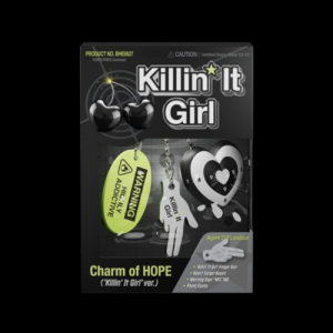 J-Hope - Charm Of Hope (Killin It Girl Ver.) in the group MERCHANDISE / Merch+Code / Kommande / K-Pop at Bengans Skivbutik AB (5629245)