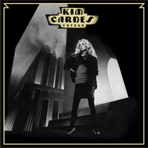 Kim Carnes - Voyeur in the group OUR PICKS / Friday Releases / 2025-08-29 at Bengans Skivbutik AB (5631179)
