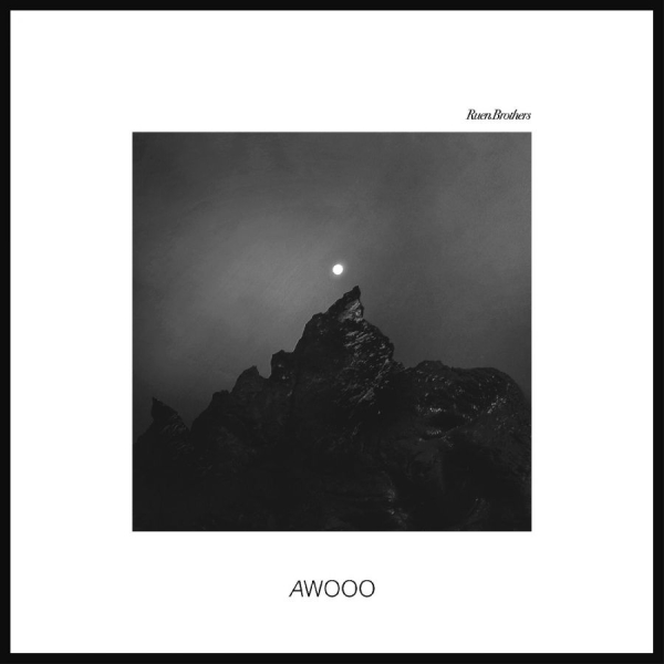 Ruen Brothers - Awooo (Frosted Shadow Vinyl) in the group OUR PICKS / Friday Releases / 2025-10-17 at Bengans Skivbutik AB (5633435)
