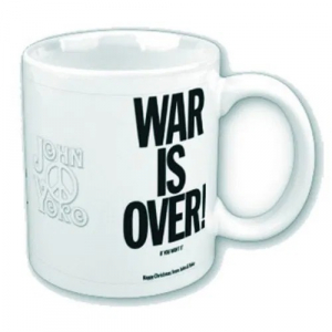 John Lennon - War Is Over Boxed Mug in the group MERCHANDISE / Merch / Pop-Rock at Bengans Skivbutik AB (5634049)