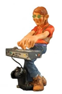 Rock Statyett - Keyboard (Höjd Ca 21Cm) in the group MERCHANDISE / Accessoarer / Pop-Rock at Bengans Skivbutik AB (5634978)