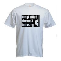Vinyl Killed The Mp3 Industry - T-Shirt (Small) in the group MERCHANDISE / T-shirt / Pop-Rock at Bengans Skivbutik AB (5635296)