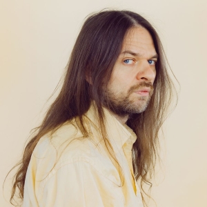 Timo Kämäräinen - Laulu Pelastaa in the group OUR PICKS / Friday Releases / 2025-11-28 at Bengans Skivbutik AB (5647003)