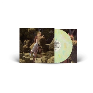 Laufey - A Matter Of Time: The Final Hour in the group OUR PICKS / Friday Releases / 2026-04-10 at Bengans Skivbutik AB (5662822)