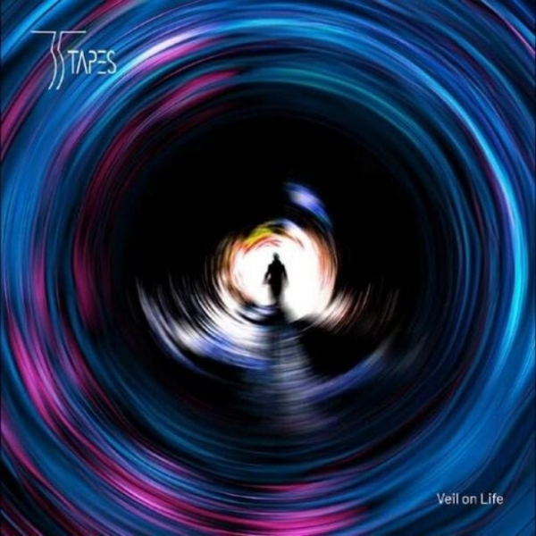 35 Tapes - Veil On Life in the group OUR PICKS / Friday Releases / 2026-05-01 at Bengans Skivbutik AB (5664841)