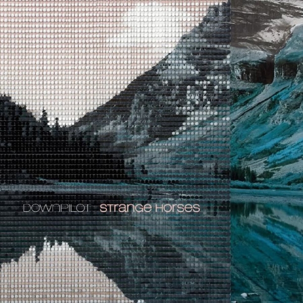 Downpilot - Strange Horses in the group CD / Upcoming releases / Pop-Rock at Bengans Skivbutik AB (5678508)