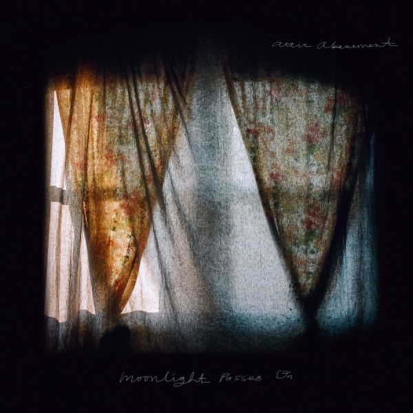 Attic Abasement - Moonlight Passes On in the group VINYL / Upcoming releases / Pop-Rock at Bengans Skivbutik AB (5680263)