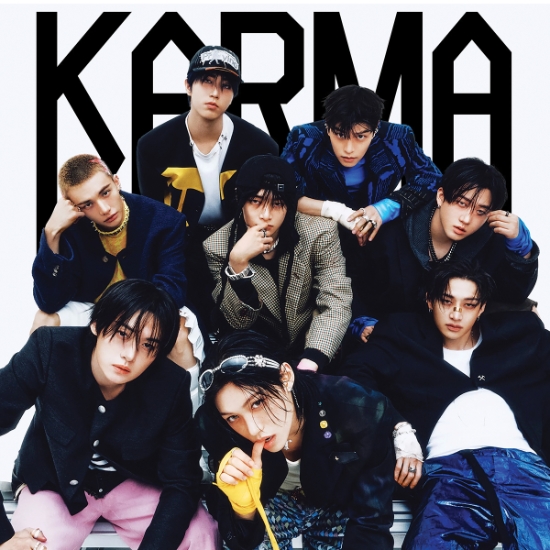 Stray Kids - Karma (30,5 X 30,5 Cm) in the group MERCHANDISE / Poster / K-Pop at Bengans Skivbutik AB (5682635)