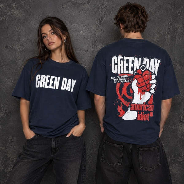Green Day - American Idiot Grenade Unplugged Uni Navy T-Shirt in the group MERCHANDISE / T-shirt / Nyheter / Punk at Bengans Skivbutik AB (5692989r)