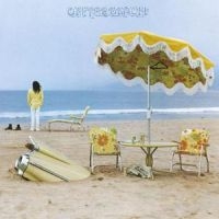 NEIL YOUNG - ON THE BEACH in the group OTHER / KalasCDx at Bengans Skivbutik AB (571265)