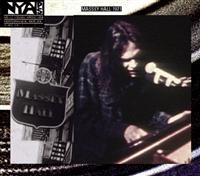 Neil Young - Live At Massey Hall 1971 in the group CD / Pop-Rock at Bengans Skivbutik AB (637033)
