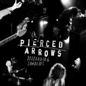 PIERCED ARROWS - Descending shadows in the group OUR PICKS / Blowout / Blowout-CD at Bengans Skivbutik AB (686557)