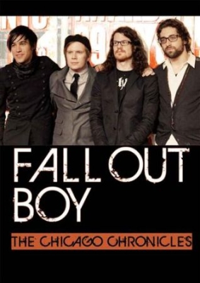 Fall Out Boy - Chicago Chronicles Dvd Documentary i gruppen ÖVRIGT / Musik-DVD & Bluray hos Bengans Skivbutik AB (912584)