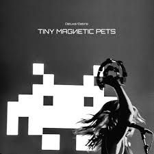 Tiny Magnetic Pets - Deluxe / Debris