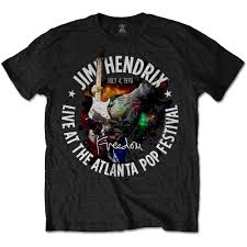 Jimi Hendrix - Atlanta Pop Festival 1970 Mens Black in the group CDON - Exporterade Artiklar_Manuellt / T-shirts_CDON_Exporterade at Bengans Skivbutik AB (2626324r)