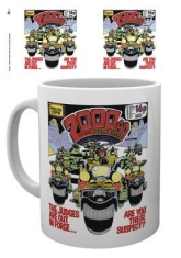 Out in Force 2000 AD Mug in the group CDON - Exporterade Artiklar_Manuellt /  at Bengans Skivbutik AB (4004120)