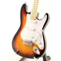 Hendrix Jimi - Minigitarr Fender (Höjd Ca 25Cm)