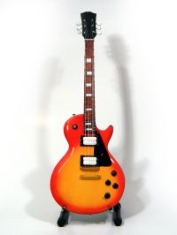 Zappa Frank - Minigitarr Gibson (Höjd Ca 25Cm)