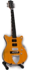 Ac/Dc - Minigitarr Malcolm Young (Höjd 25Cm