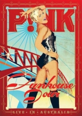 P!Nk - Funhouse Tour: Live In..